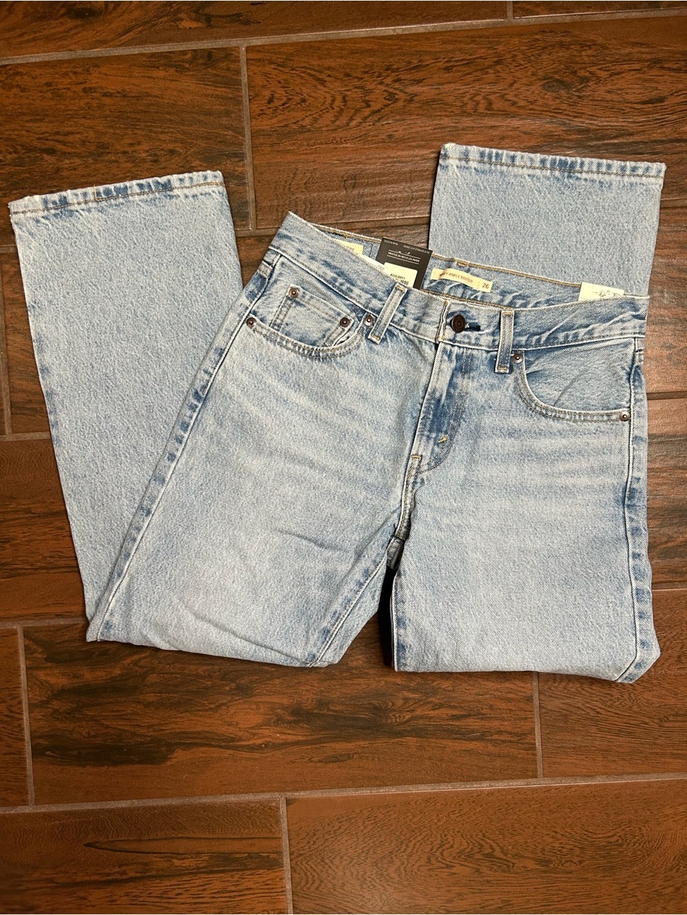Levi’s Premium Middy Ankle Bootcut Mid Rise Light Wash Denim Jeans Womens 26
